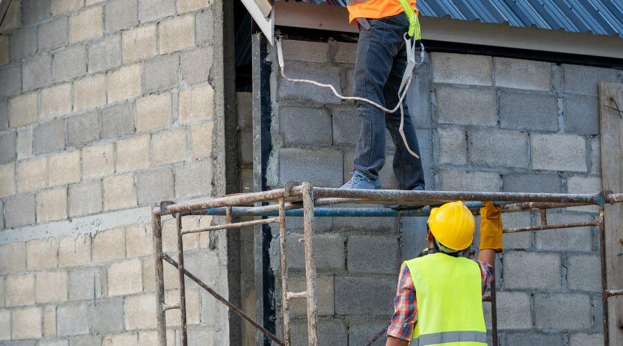 Expert Emergency Roof Repairs services in Twinsburg, OH